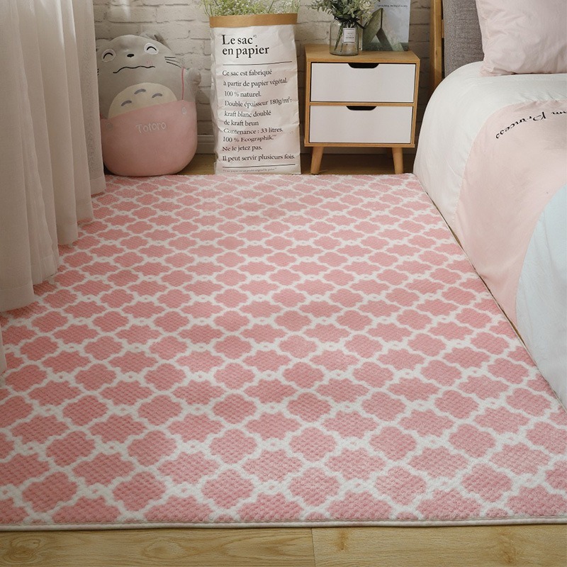イン-寝室、リビングルーム、インターネット全体、有名で、かわ - Desk Setup Girly のレビューと価格