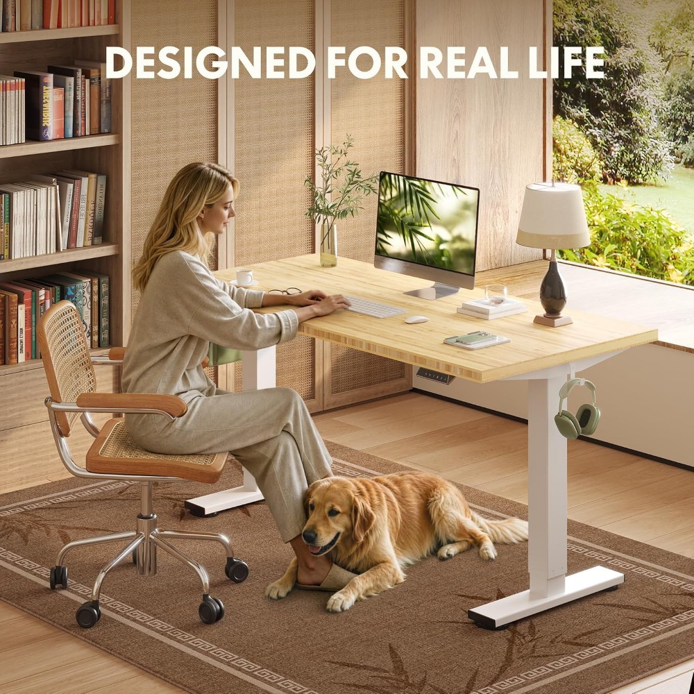 FLEXISPOT 55インチ x 28インチ ソリッドバン - Desk Setup In Office のレビューと価格
